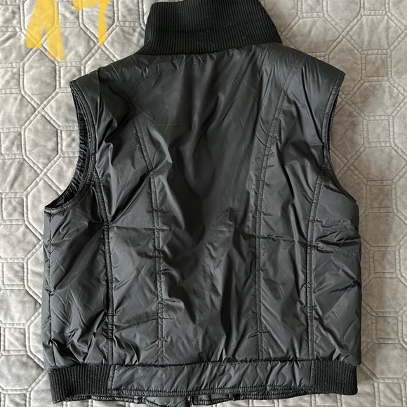 Vest - Picture 2 of 2